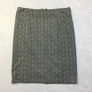 Michael Kors Pencil Skirt Size 4 Womans Black White Chevron Print Golden Zipper